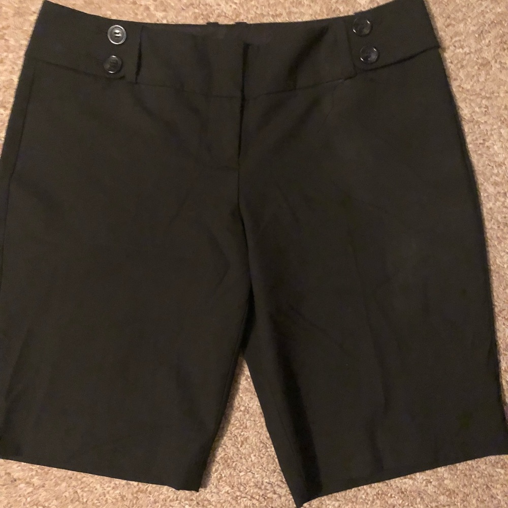 The Limited Drew Fit Shorts Sz 8 EUC!